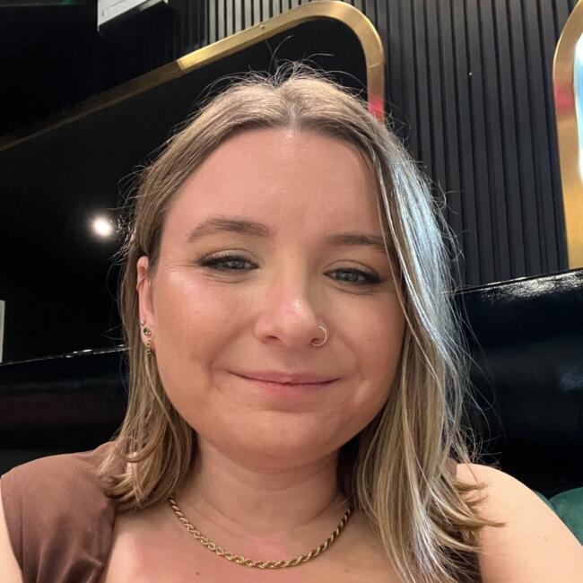 Babysitter in Aldershot: Natalie