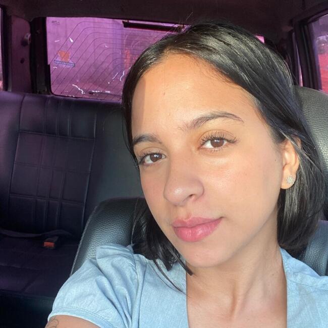 Emprego de babá em Guarulhos: Giovanna