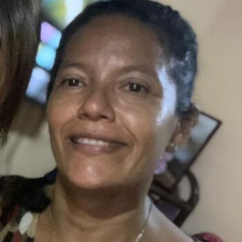 Babysitter in Managua: Luzgloria