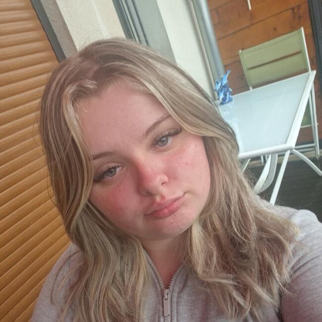 Babysitter in Marseille: Oceane