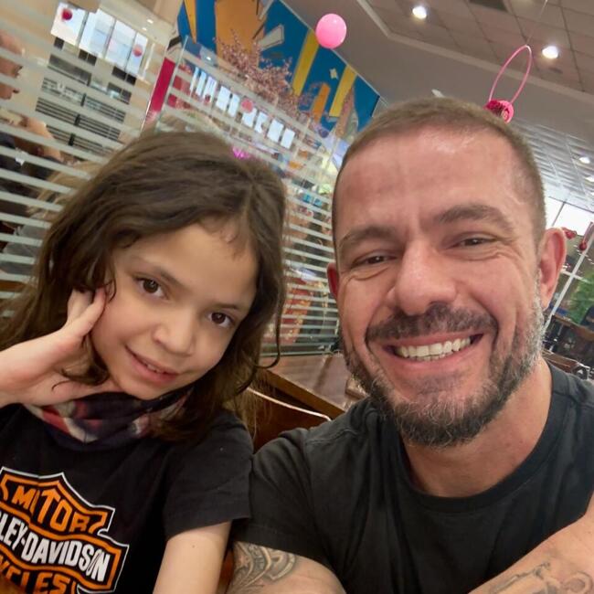 Emprego de babá em Taboão da Serra: Rafael