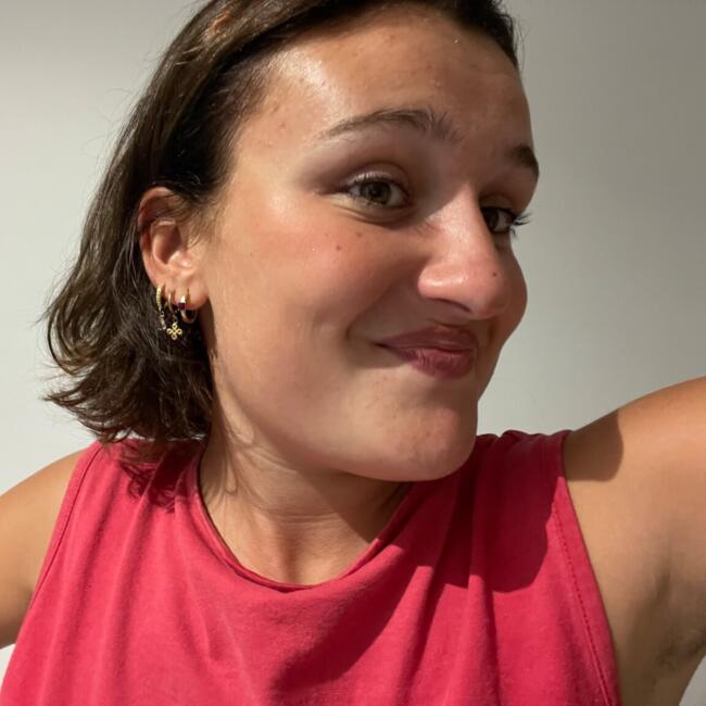 Babysitter in Limoges: Louise