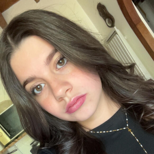 Babysitter in Bassussarry: Lana