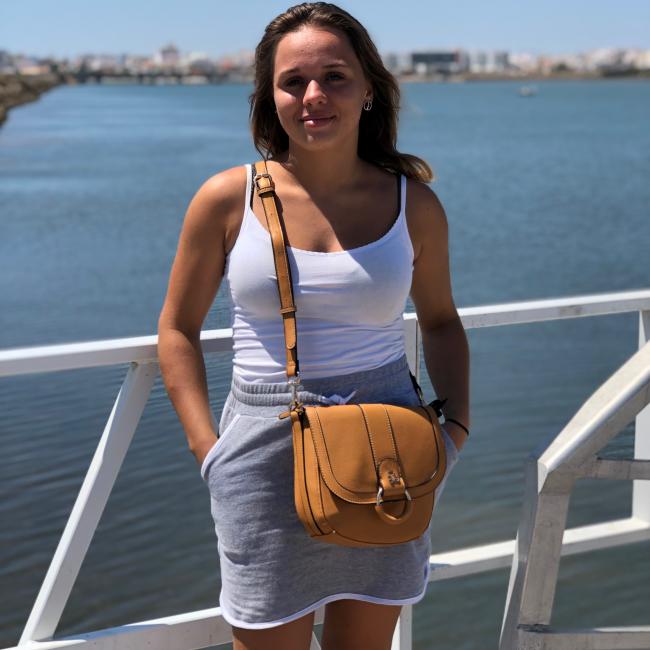 Nanny in Reims: Chloe