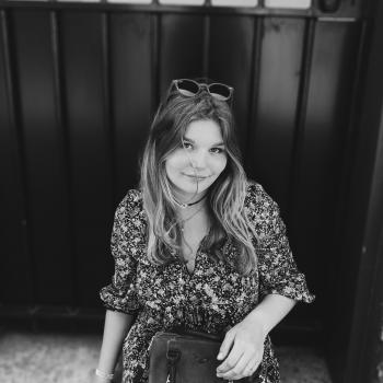 Babysitter in Troyes: Alma