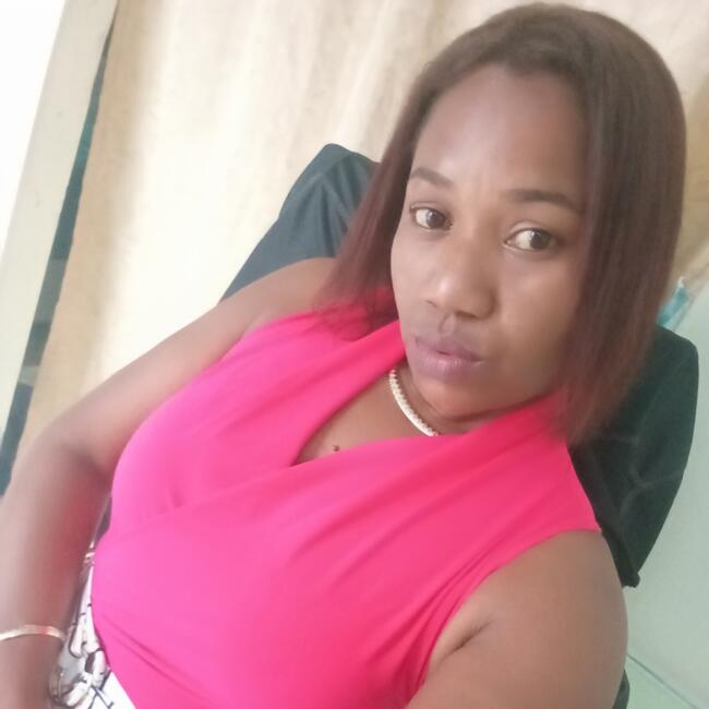 Babysitter in Baní: Brígida Angélica