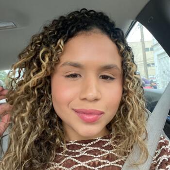 Babá em Paulínia: Yasmin