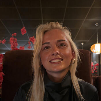 Oppas Veenendaal: Maud