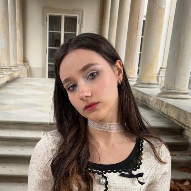 Opiekunka do dziecka w Łódź: Wiktoria