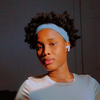 Babysitter in Dracut: Jennica