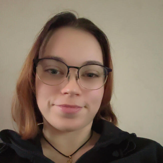 Babysitter in Bourges: Lou-Ann