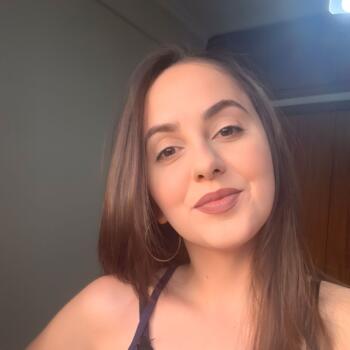 Babysitter in Ribeirão Preto: Lara