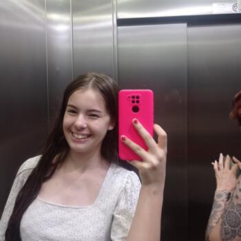 Babysitter in Curitiba: Emely