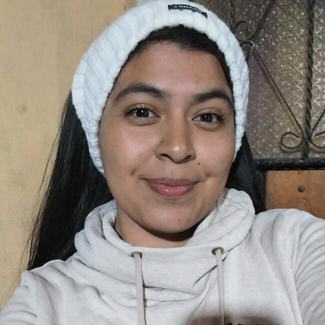 Babysitter in Quito: Evelyn