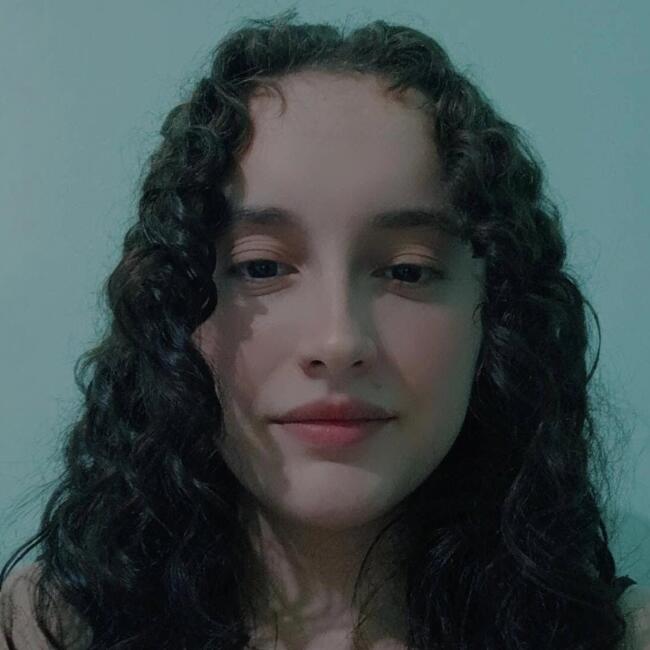 Babá em Guarapuava: Tainá