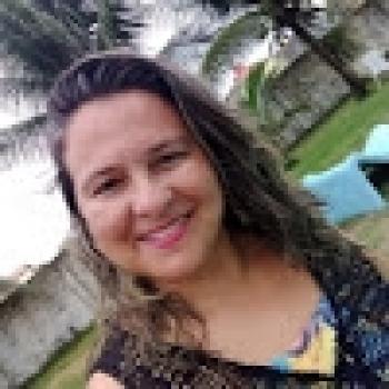 Babysitter Gondomar: Lidiane Mézia