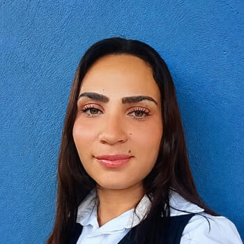 Babysitter Porto Alegre: Elisangela