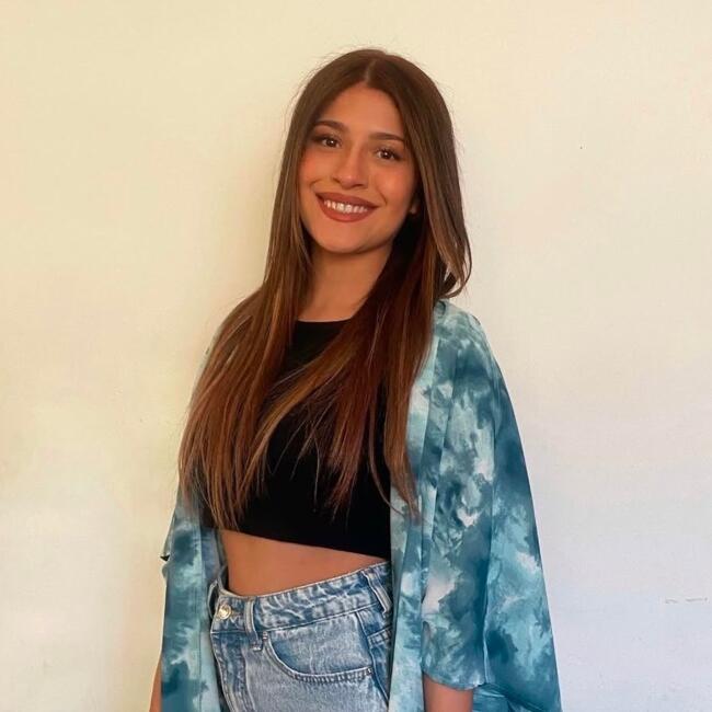 Babysitter in Port Montt: Camila