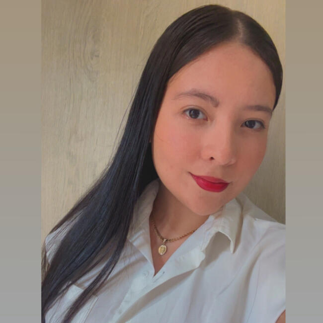 Babysitter in Copacabana: Valentina Medina