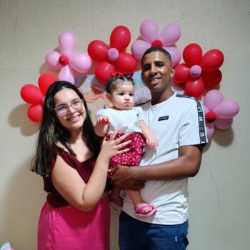 Emprego de babá em Sousa: emprego de babá Thalyne
