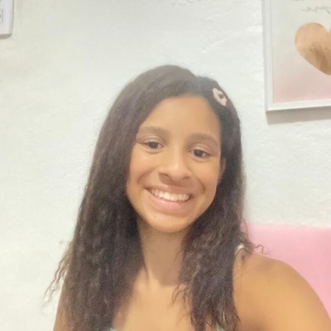 Babysitter in Queimados: Julia