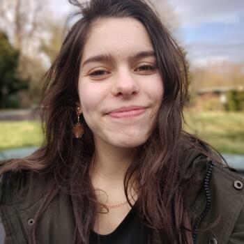 Babysitter Boxtel: Laura