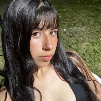 Babysitter in Pilar: Abril