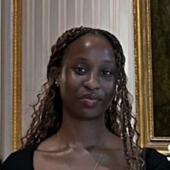Babysitter in London: Precious