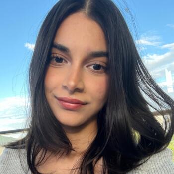 Babysitter in Sydney: Ayaat