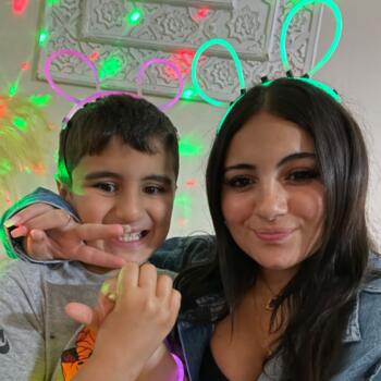 Babysitter in Sydney: Zaynab