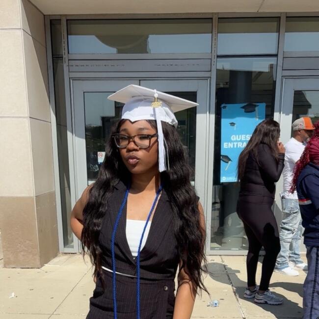 Babysitter in Chicago: Madison