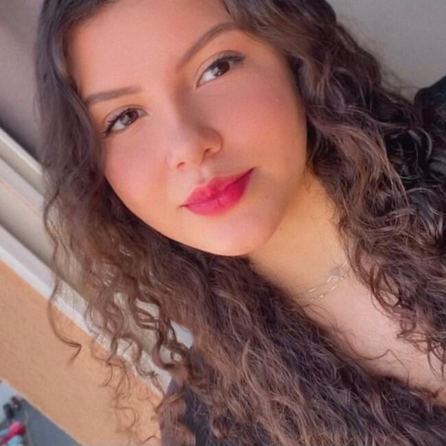 Babysitter in São Paulo: Elisabeth