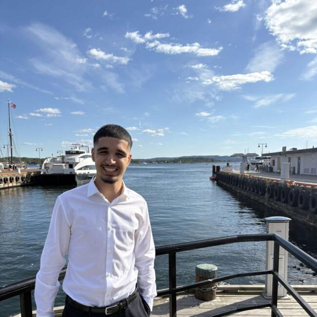 Barnevakt i Oslo: Badr