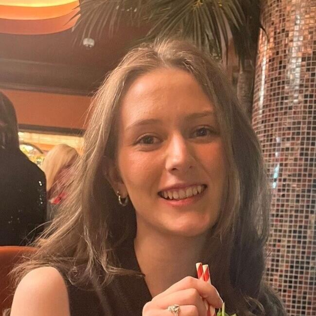 Babysitter in Galway: Rebecca