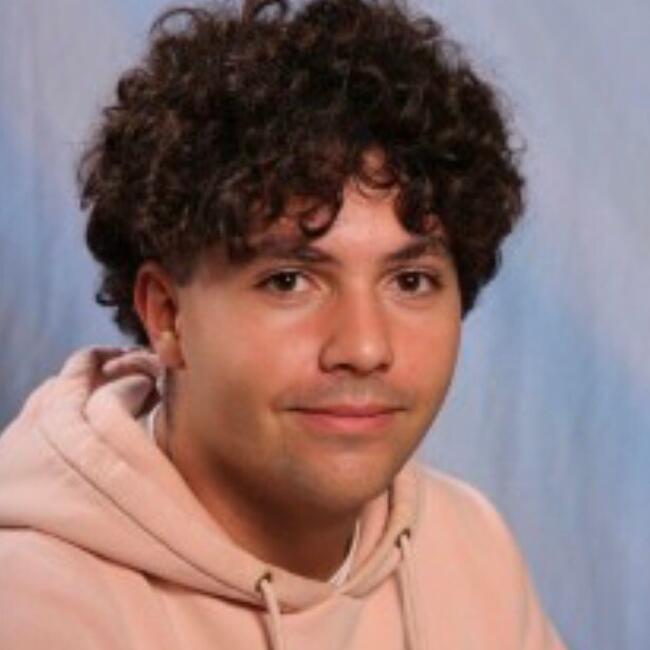 Babysitter in Les Clouzeaux: Louis