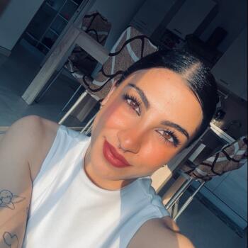 Babysitter Mesenzana: Nicole