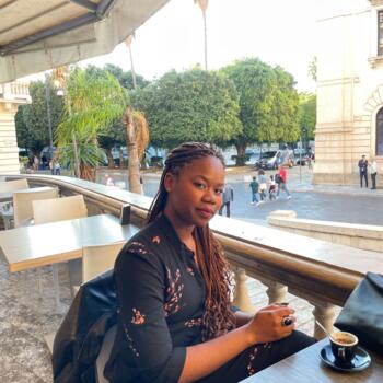 Babysitter in Rome: Winnie