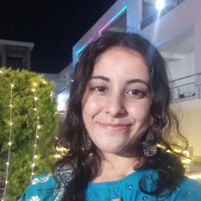 बंगलौर में बेबीसिटर: Prisha