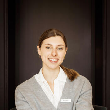 Babysitter in Boulogne-Billancourt: Pauline