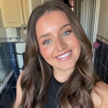 Babysitter in Edenderry: Eva