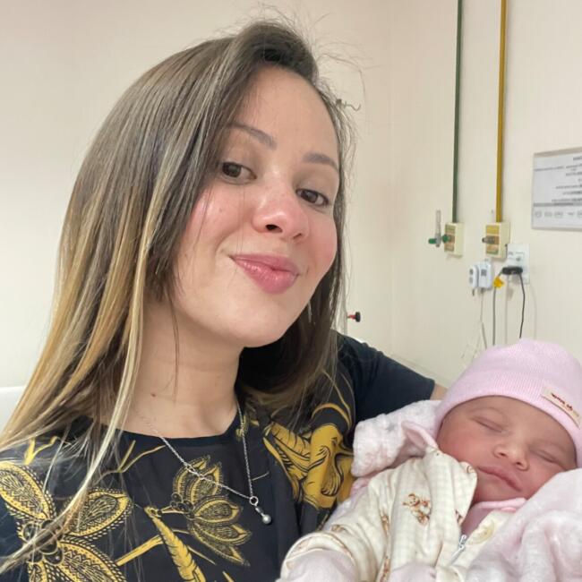 Babá em Poços de Caldas: Mariana