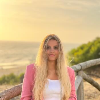 Babysitter em Queluz: Inês