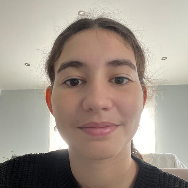 Babysitter in Baume-les-Dames: Lilly
