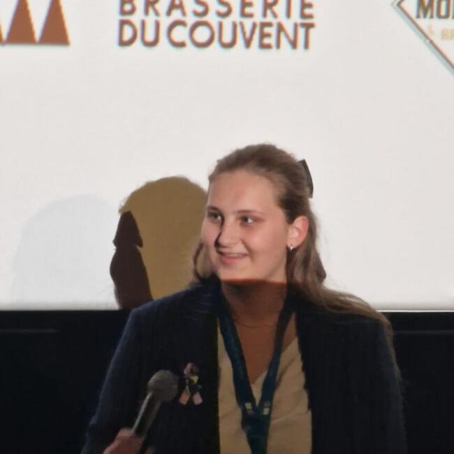 Babysitter in Waterloo: Chloe