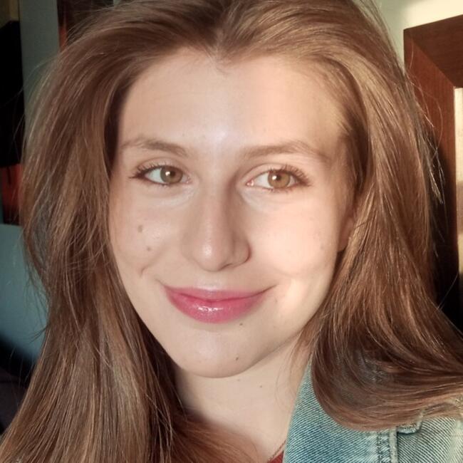 Babysitter in Esposende: Ana