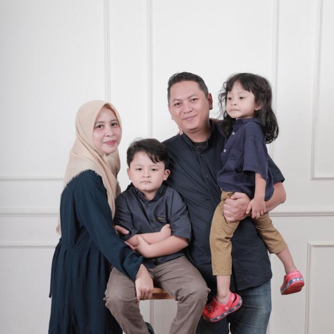 Lowongan pekerjaan babysitting di Kota Depok: Rizky