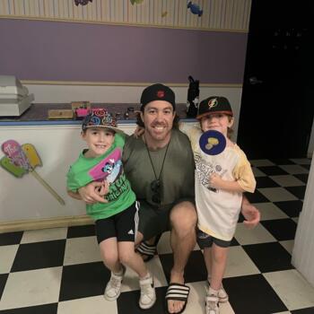 Babysitting job in Richmond (Ontario): babysitting job Brett