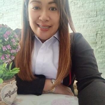 جليسة أطفال في دبي: Juliemar