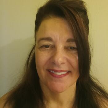 Nanny Toronto: Julie