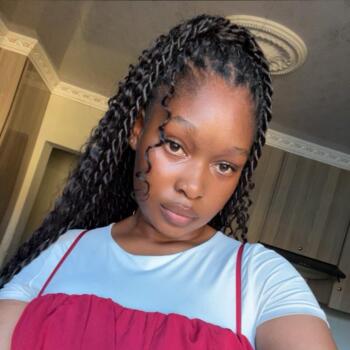 Babysitter in Mankweng: Promise